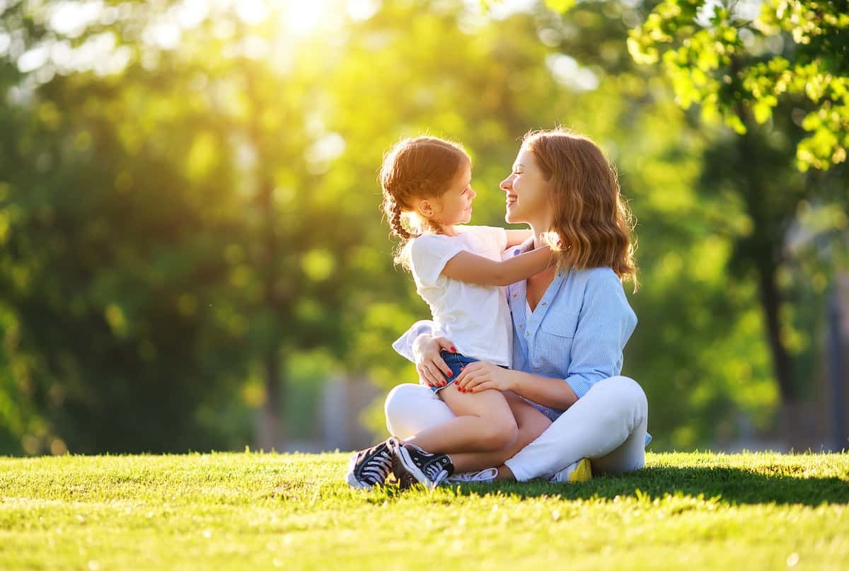 Diplom TCM KinderenergetikerIn und Diplom Mental- und Empathoetrainerin für Kinder und Jugendliche